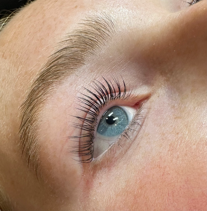 The Ultimate Lash Lift Beginners Guide